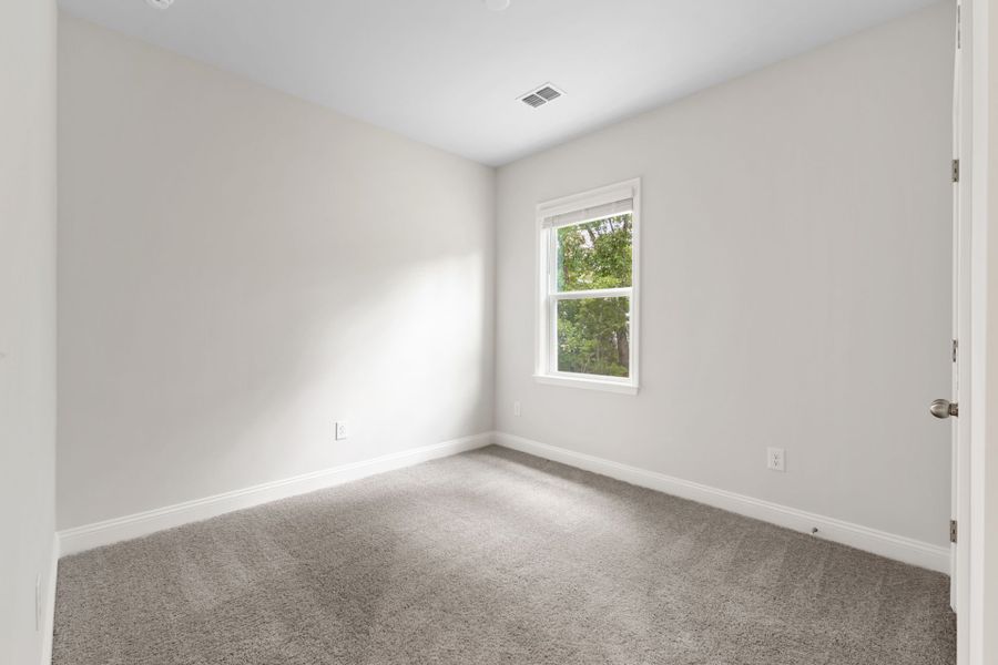 Spacious, unfurnished interior of a new home in Solserra, Shallotte (Image 16).