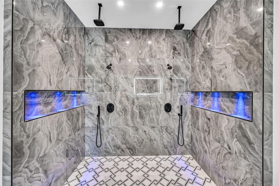 Image 40 of a home in .