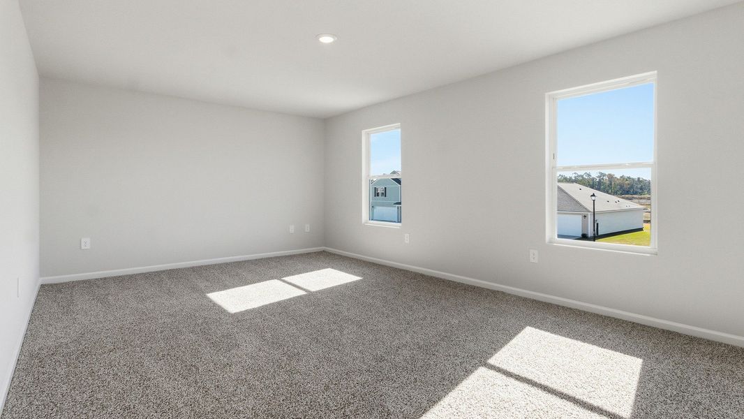 Spacious, unfurnished interior of a new home in Wesley Park, Crawfordville (Image 24).
