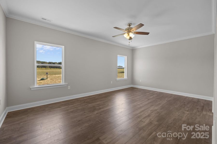 Spacious, unfurnished interior of a new home in , Monroe (Image 32).