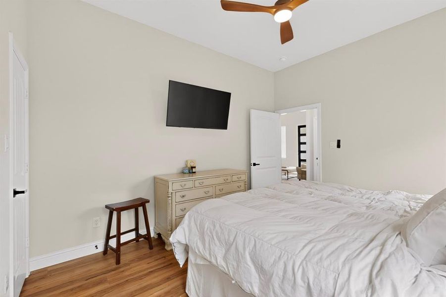 Furnished interior view inside a new home in , Granbury (Image 15).