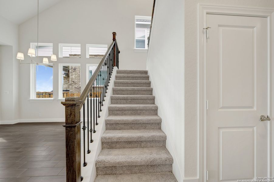 Spacious, unfurnished interior of a new home in Windsong - Reserve Series, Boerne (Image 34).