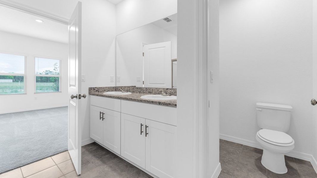 Furnished interior view inside a new home in Coopers Meadow, Jacksonville (Image 16).