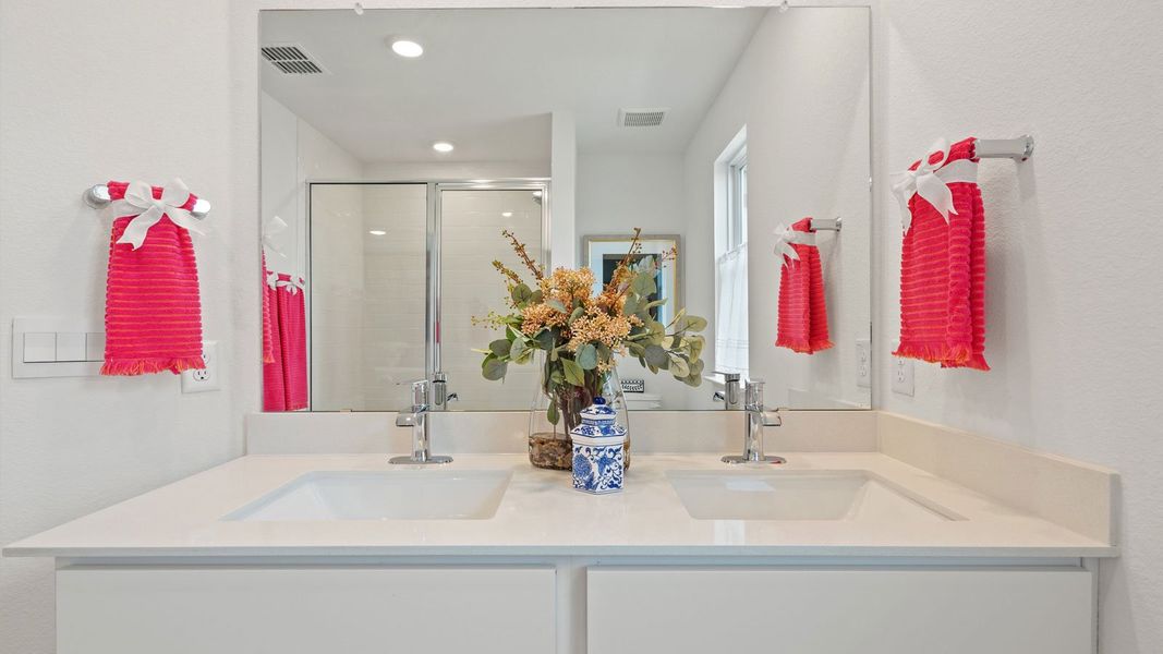 Image 40 of a home in Avery Centre.