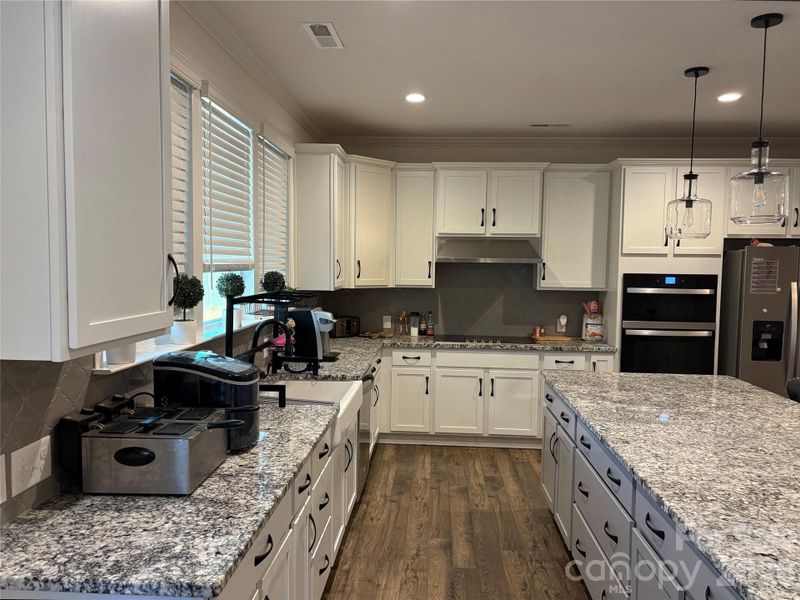 Furnished interior view inside a new home in Hidden Lakes, Statesville (Image 7).