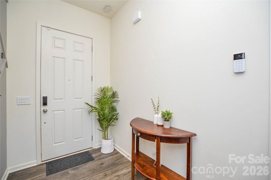 Furnished interior view inside a new home in Edgewater Lakeview On Your Lot, Lancaster (Image 38).
