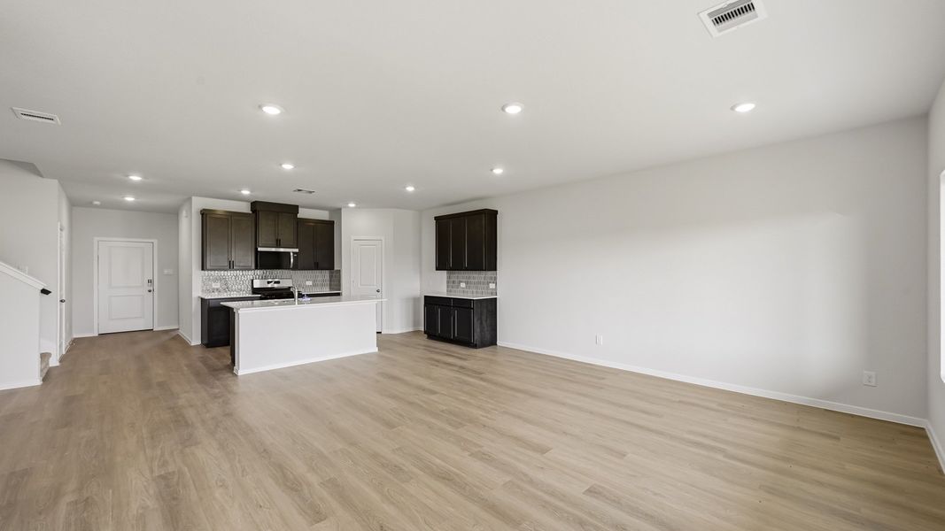 Spacious, unfurnished interior of a new home in Maple Woods, Hockley (Image 17). Spacious, unfurnished interior of a new home in Maple Woods, Hockley (Image 17).