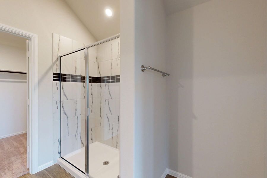 Owner's Bathroom Owner's Bathroom