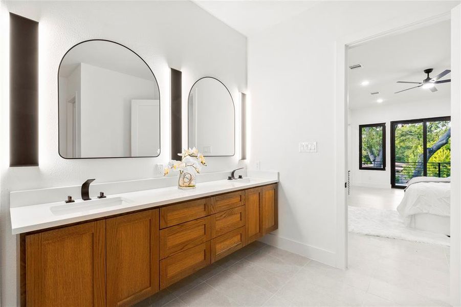 Furnished interior view inside a new home in , Dallas (Image 14). Furnished interior view inside a new home in , Dallas (Image 14).