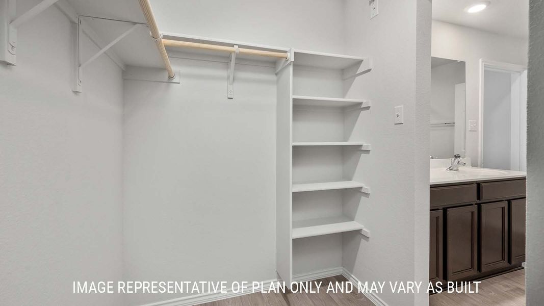 Image 24 of a home in Pecan Creek.