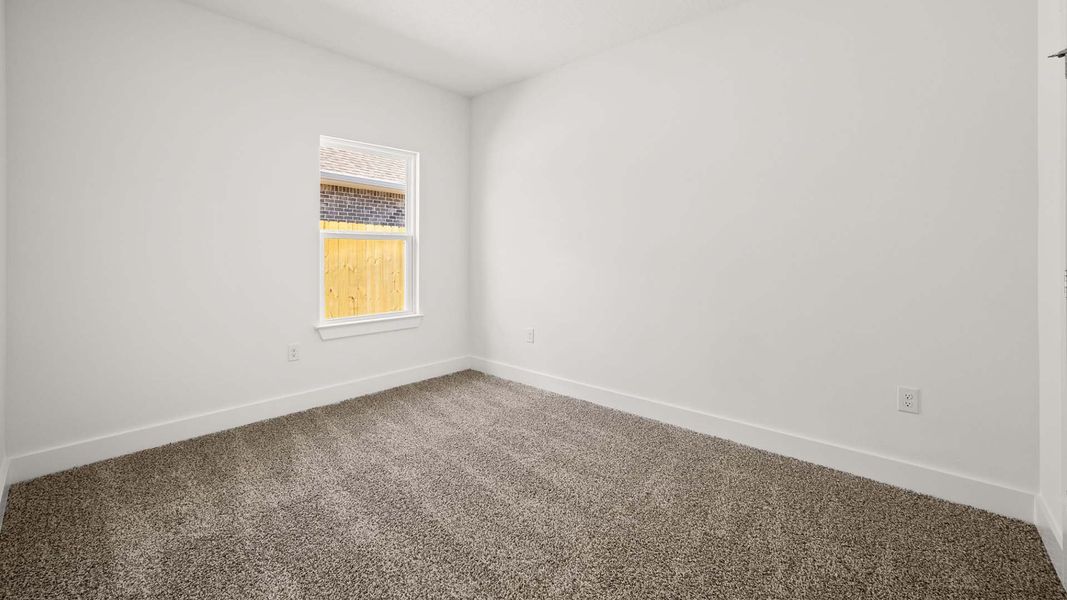 Spacious, unfurnished interior of a new home in Owl's Head Farms, Freeport (Image 22). Spacious, unfurnished interior of a new home in Owl's Head Farms, Freeport (Image 22).