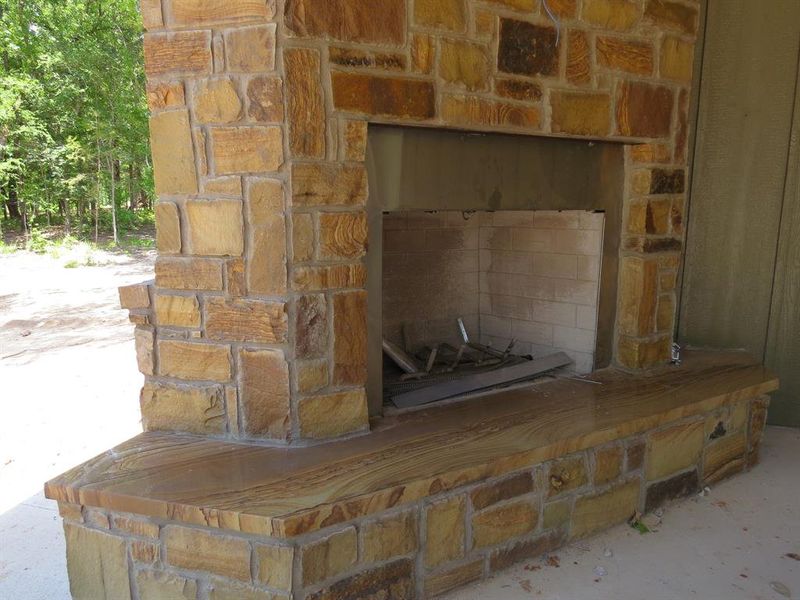 Example Photos of Another Home Previously Built by L&L Builders