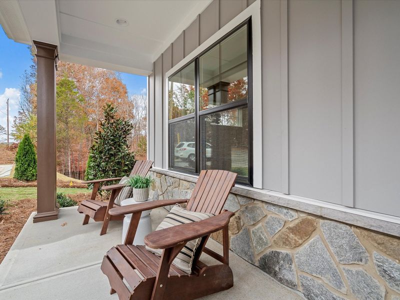 Representative exterior details of a home built from the Savannah by Keystone Custom Homes in The Gables at Handsmill Waterfront, York (Image 3).