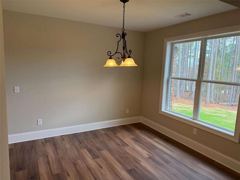Spacious, unfurnished interior of a new home in , Mansfield (Image 33).