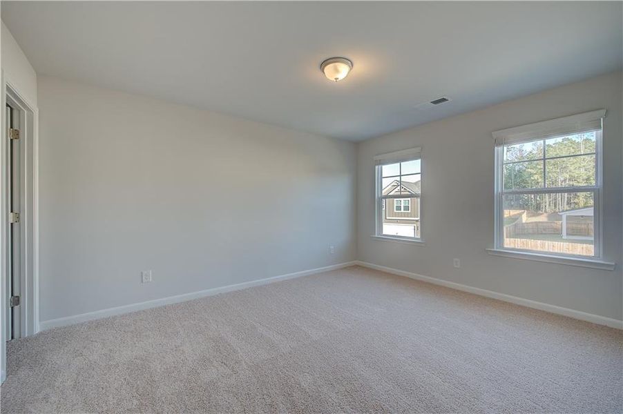 Spacious, unfurnished interior of a new home in Westminster, Covington (Image 24).