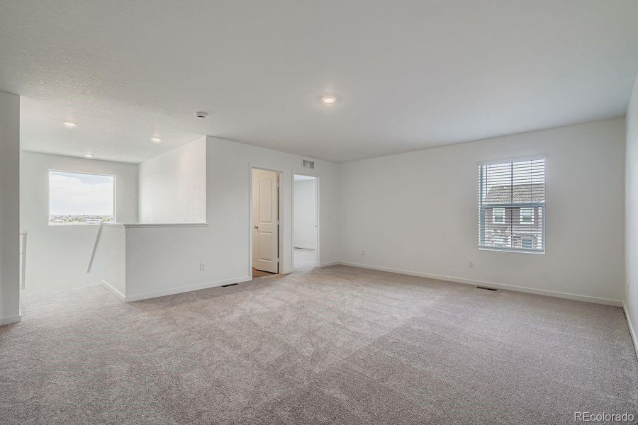 Spacious, unfurnished interior of a new home in , Thornton (Image 12).