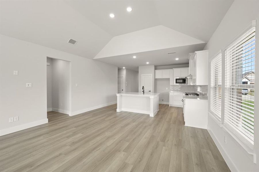 226 Maybank- Dining-1 226 Maybank- Dining-1