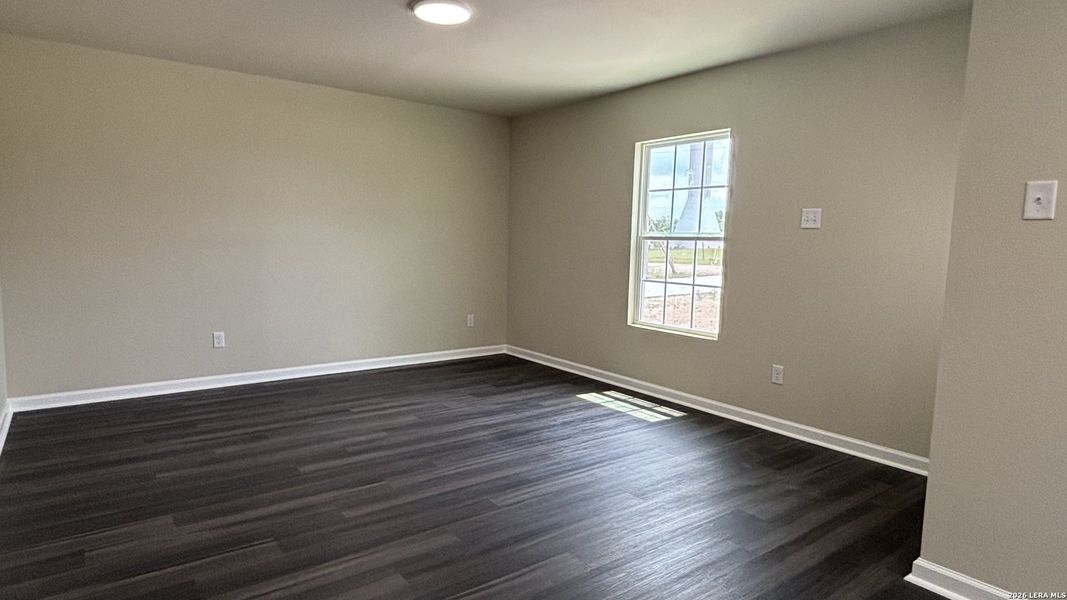 Spacious, unfurnished interior of a new home in , Nixon (Image 21).
