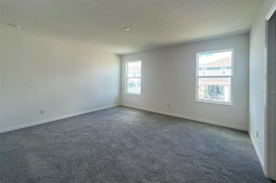 Spacious, unfurnished interior of a new home in Trinity Lakes, Groveland (Image 8). Spacious, unfurnished interior of a new home in Trinity Lakes, Groveland (Image 8).
