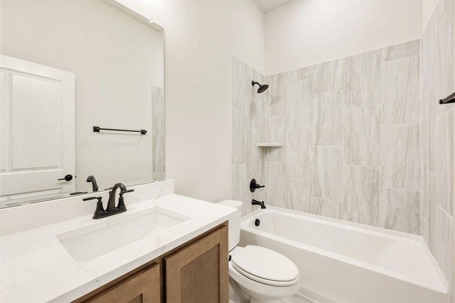 Furnished interior view inside a new home in Sunset Ridge, Alvarado (Image 9). Furnished interior view inside a new home in Sunset Ridge, Alvarado (Image 9).