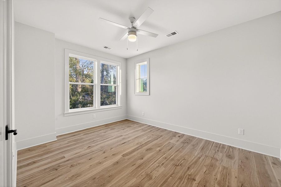 Spacious, unfurnished interior of a new home in , Mount Pleasant (Image 49).