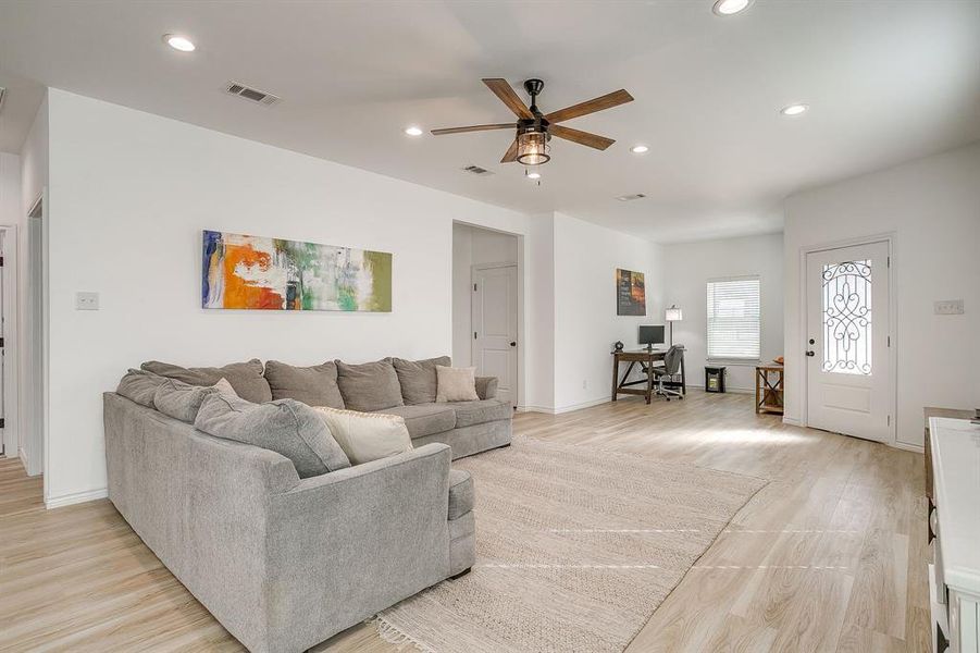 Furnished interior view inside a new home in , Granbury (Image 5).