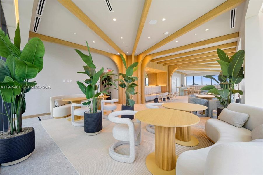 Community amenities in , Miami Beach (Image 25).