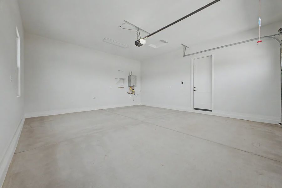 Spacious, unfurnished interior of a new home in Valencia at Granite Vista, Waddell (Image 26).