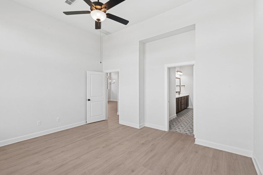 Spacious, unfurnished interior of a new home in Pomona 45' Homesites, Manvel (Image 17). Spacious, unfurnished interior of a new home in Pomona 45' Homesites, Manvel (Image 17).