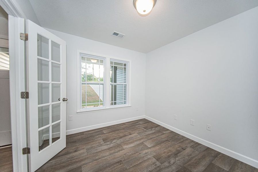 Representative unfurnished interior of a home built from the Arcadimont by Enchanted Homes in Lonesome Dove, San Antonio (Image 15).