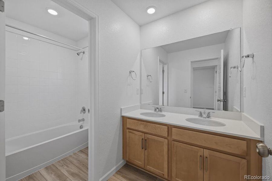 3293 N Coolidge Way ~ Ready Now