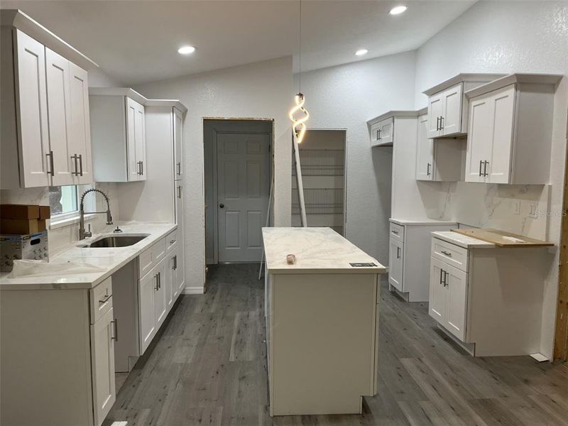Furnished interior view inside a new home in , Ocklawaha (Image 3).