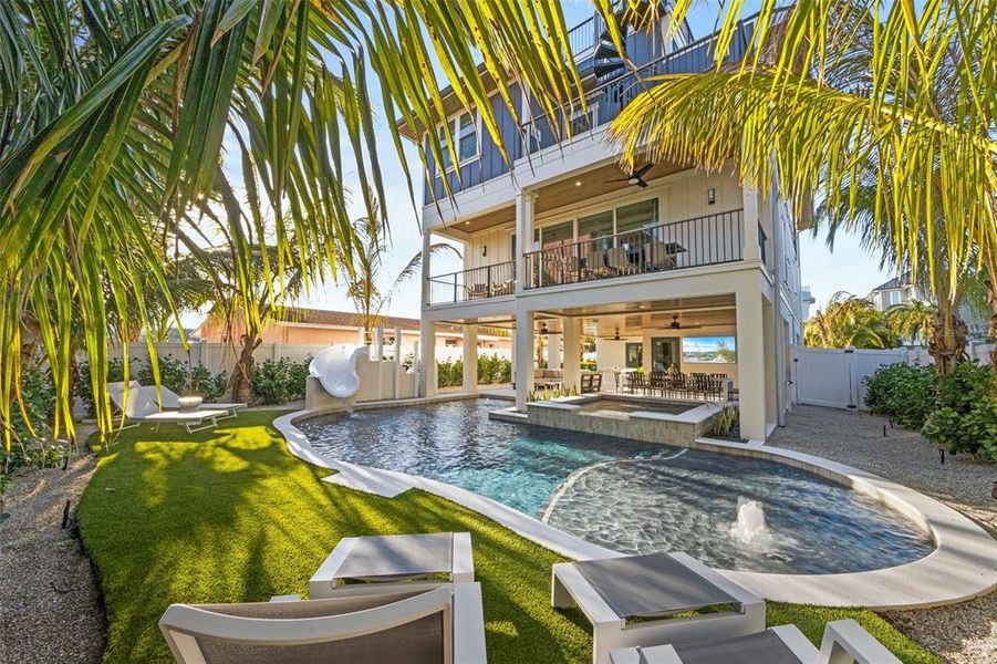 Exterior details and patio area of a home in , Sarasota (Image 3).