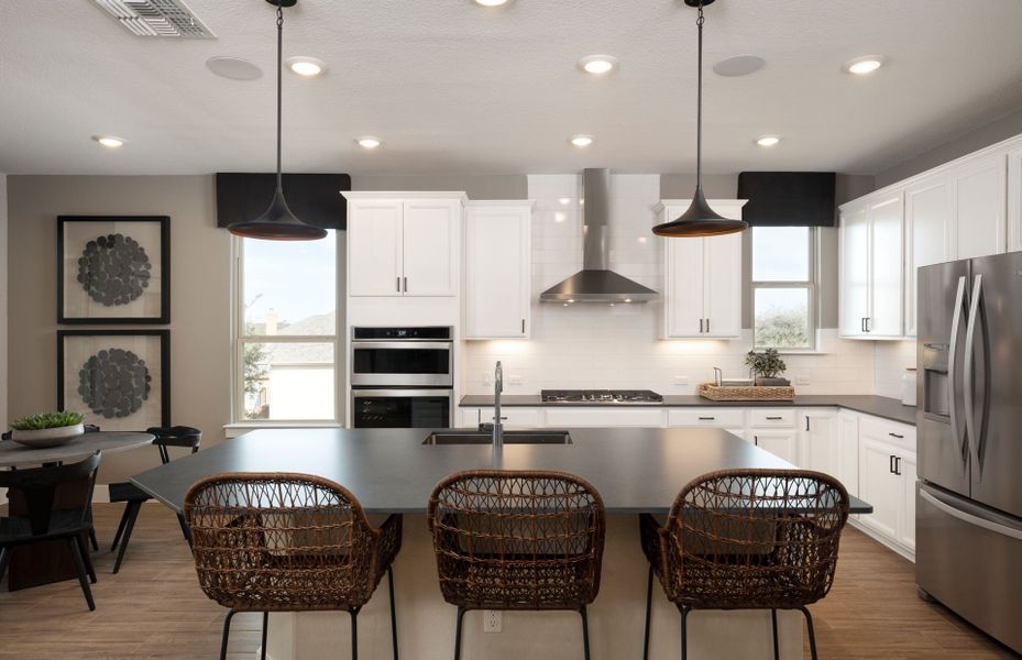 Spacious eat-in kitchen