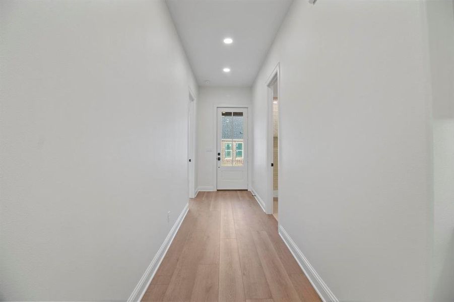 Spacious, unfurnished interior of a new home in , Tyler (Image 21).