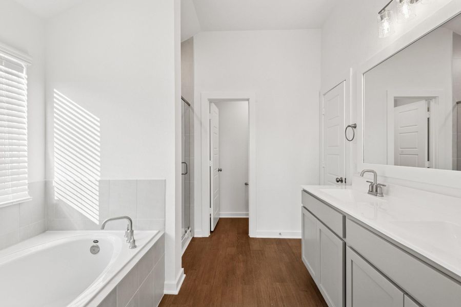 Furnished interior view inside a new home in Summerview, Fulshear (Image 7).