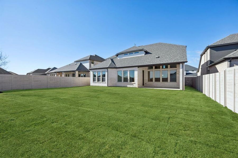 Exterior details and patio area of a home in , McKinney (Image 18).