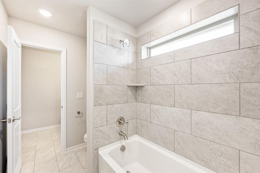 Furnished interior view inside a new home in Creekview Meadows, Pilot Point (Image 14).