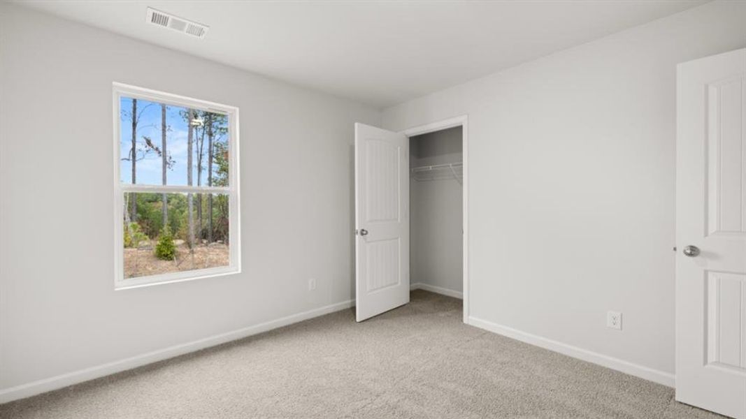 Spacious, unfurnished interior of a new home in , Cartersville (Image 26).