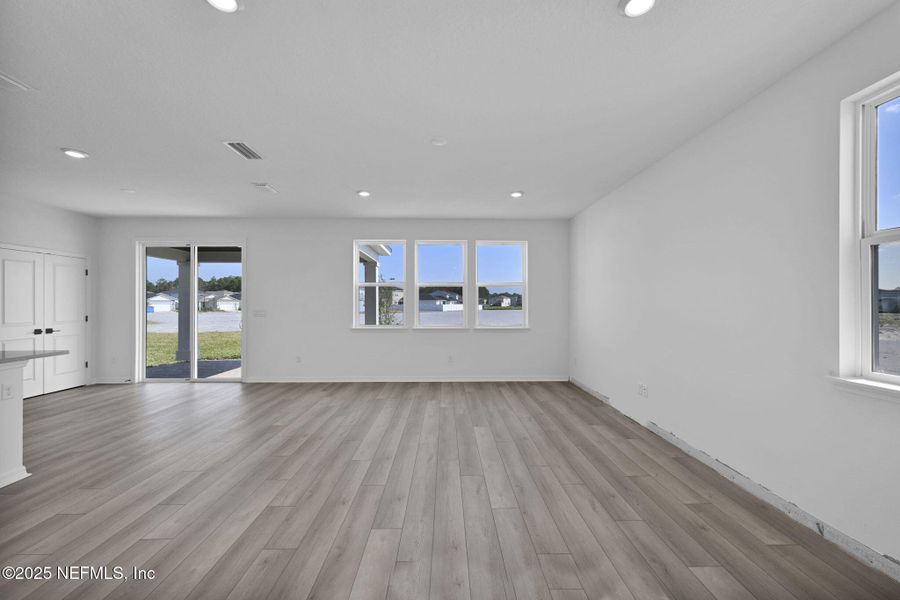 Spacious, unfurnished interior of a new home in The Preserve at Bannon Lakes, St. Augustine (Image 23). Spacious, unfurnished interior of a new home in The Preserve at Bannon Lakes, St. Augustine (Image 23).