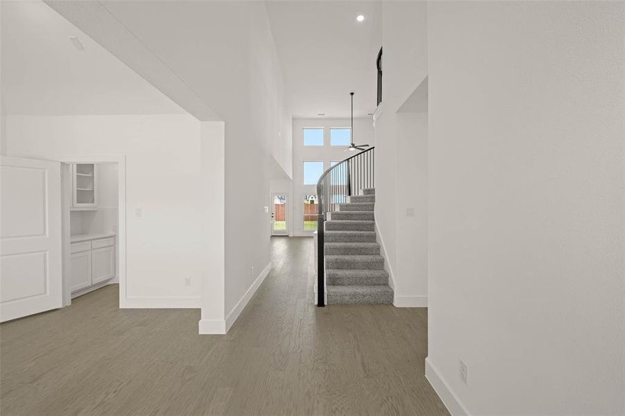 3739 Ironewood- Entry-2