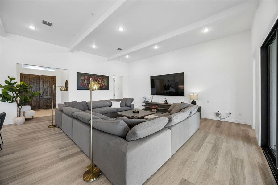 Furnished interior view inside a new home in , Northlake (Image 5).
