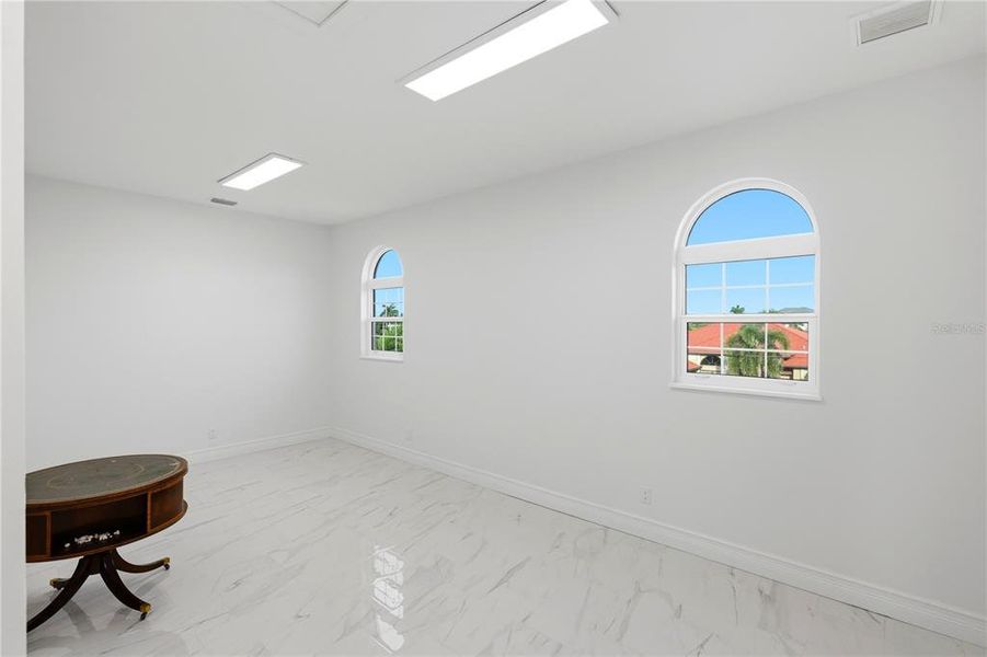 Spacious, unfurnished interior of a new home in , Punta Gorda (Image 51). Spacious, unfurnished interior of a new home in , Punta Gorda (Image 51).