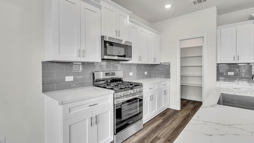 Furnished interior view inside a new home in Aldine Pines, Houston (Image 30).