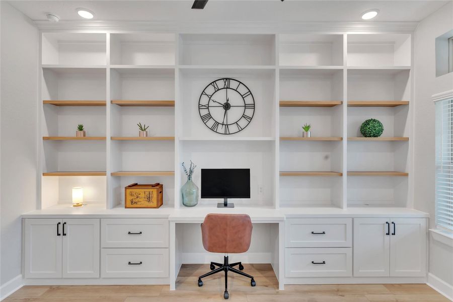 Custom built in Study/ Office Custom built in Study/ Office