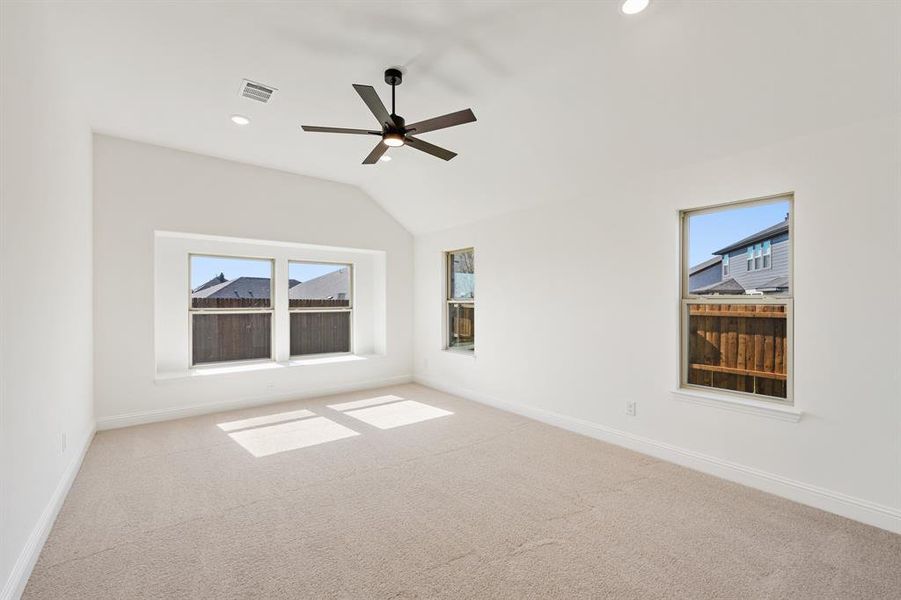 Spacious, unfurnished interior of a new home in Willow Wood Classic 50, McKinney (Image 18).