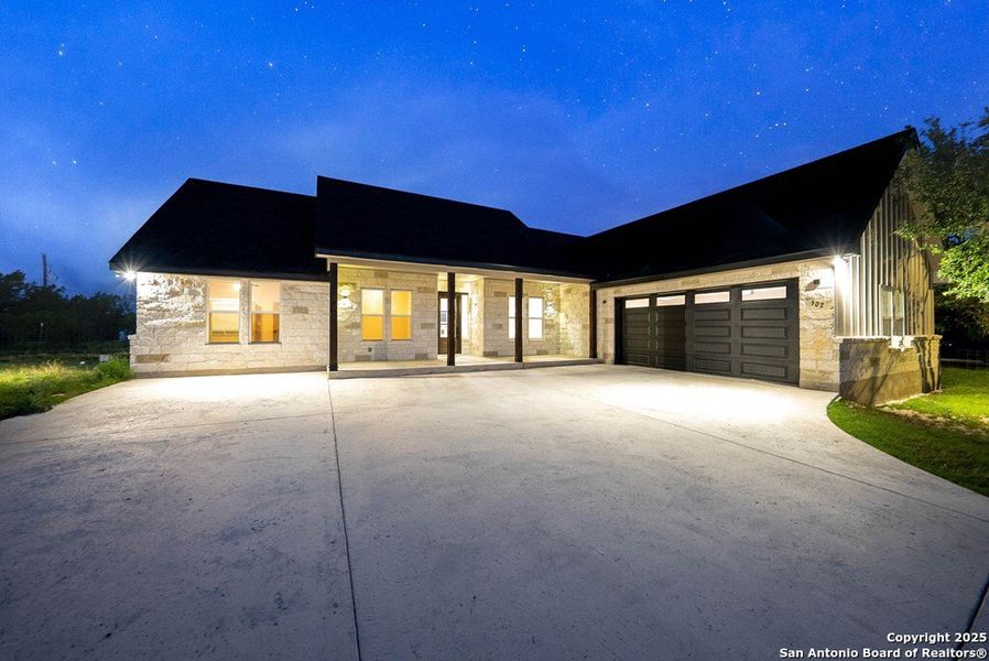 Front exterior of a new home in , Kerrville, TX, highlighting curb appeal (Image 27).