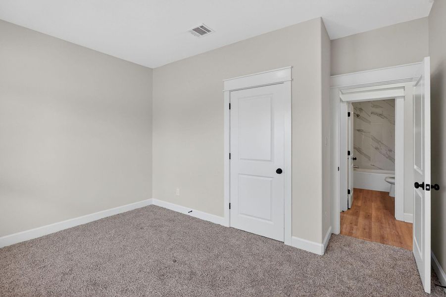 Spacious, unfurnished interior of a new home in , Snook (Image 22).