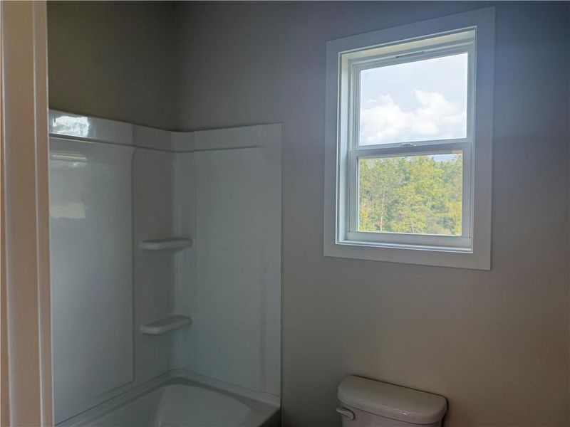 Image 95 of a home in Rosewood Lake Estates.