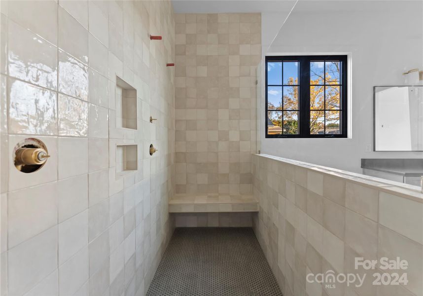 Primary Bath - Elevated tilework